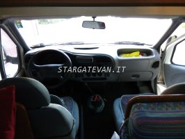 Il link porta ad un ingrandimento della foto dell'interno del nostro camper, si vede la cabina guida